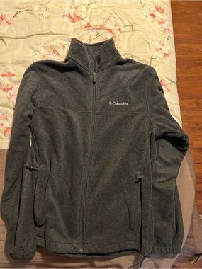 Grey Columbia Long Sleeve Full Zip Outdoor  W/ZIP Pockets Light Duty Adult Mediu
